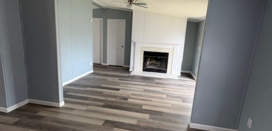 1819 Dorothy Circle